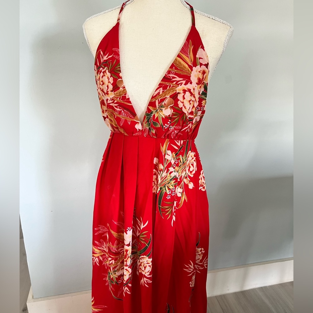 Gorgeous maxi dress perfect for vacation